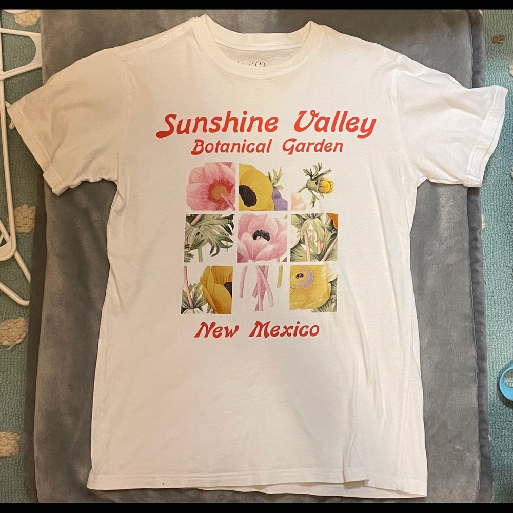 Graphic tee
